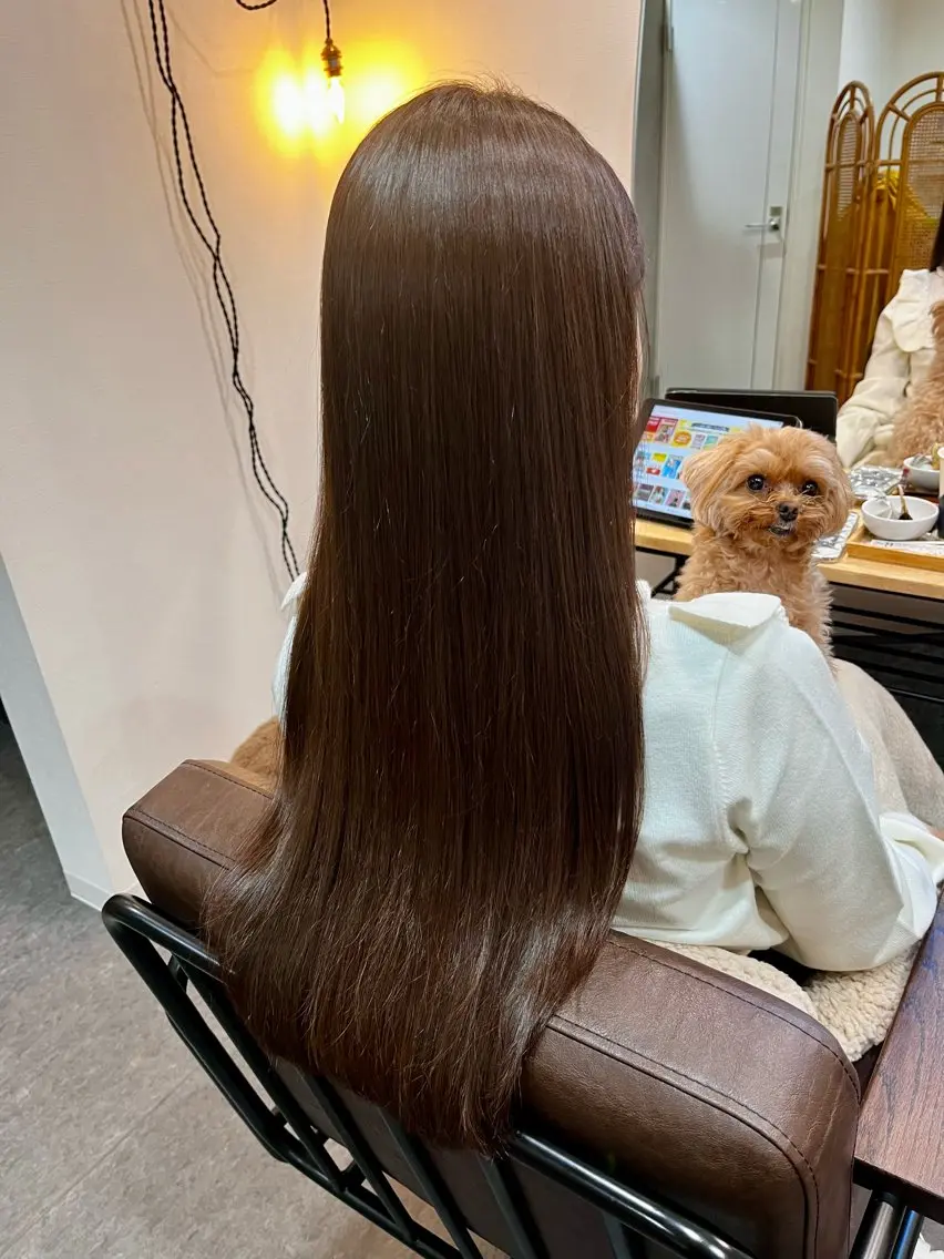 ロング 山岡 美穂のヘアスタイル