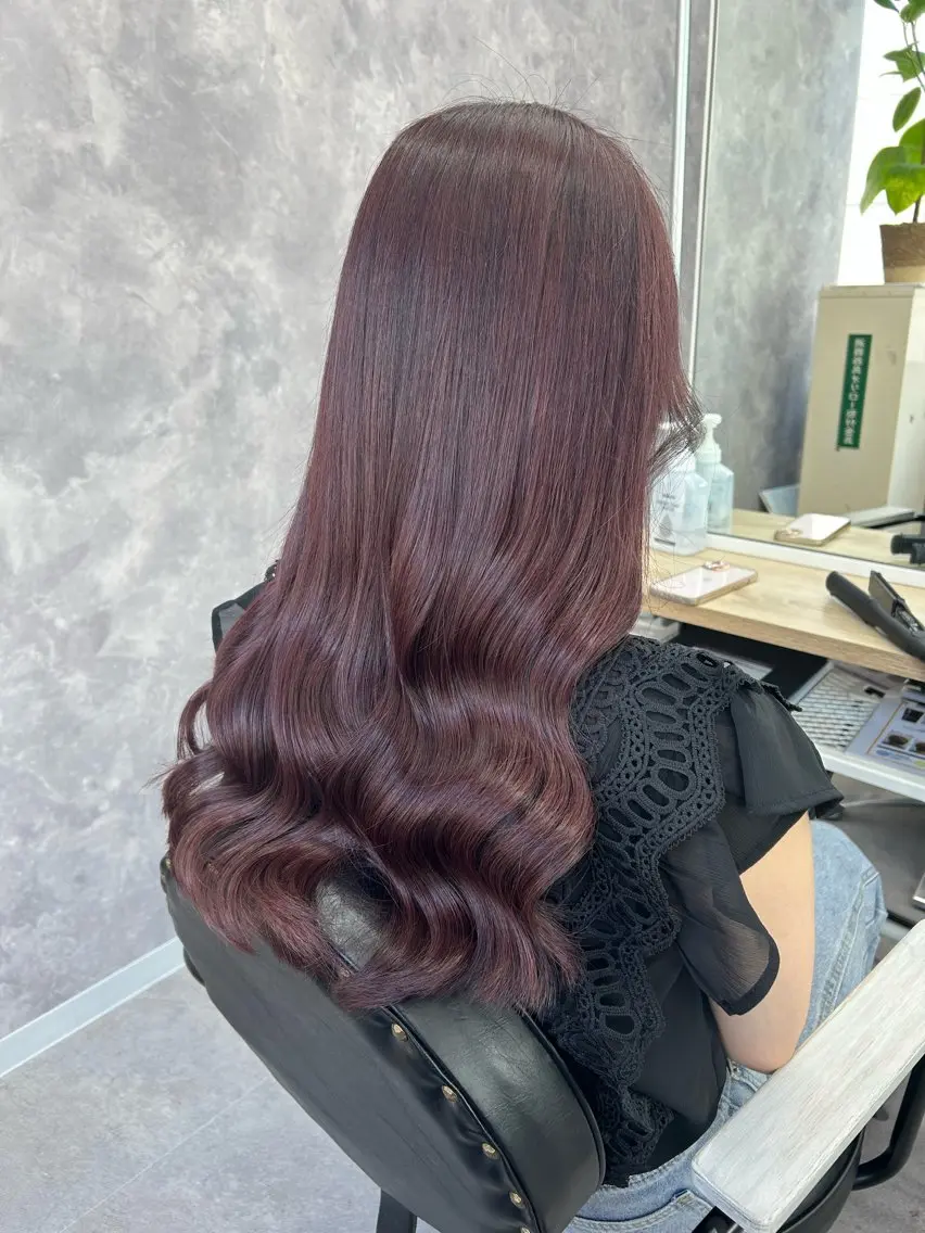 セミロング ワンズリー中明度 店舗公式のヘアスタイル