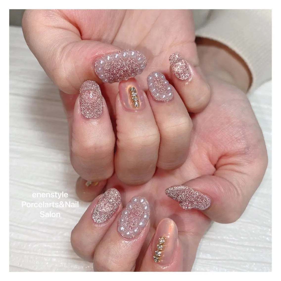 ミディアム ネイル ハンドネイル 🐾enen style 🐾のネイルデザイン