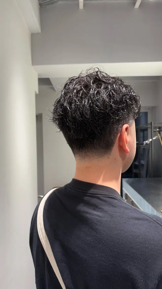 ミディアム メンズ フェードカット 高橋 周のヘアスタイル