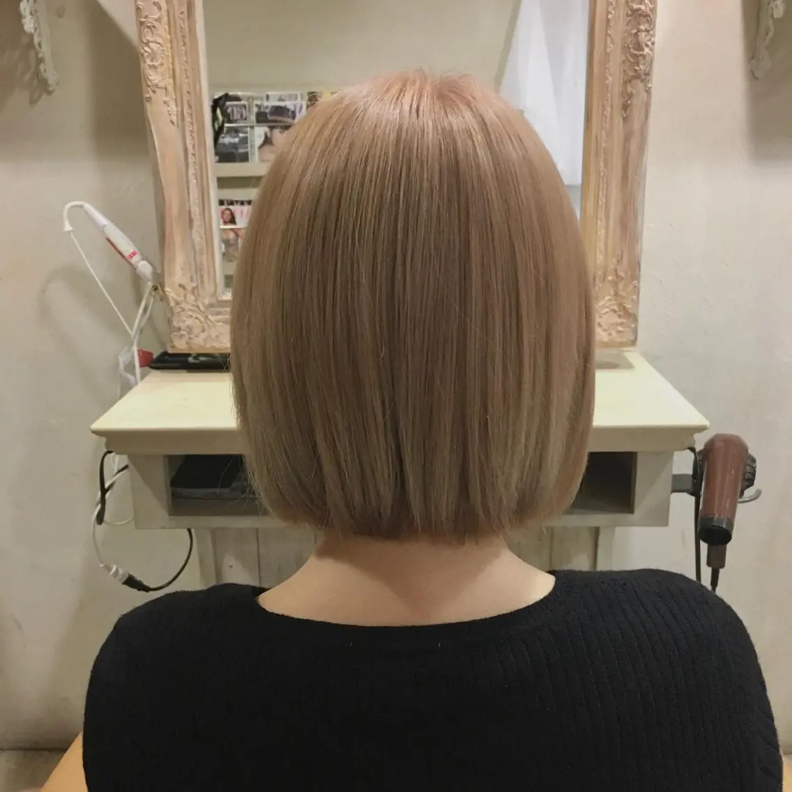 ショート カラー ハイトーンカラー ボブ 森 早希絵のヘアスタイル