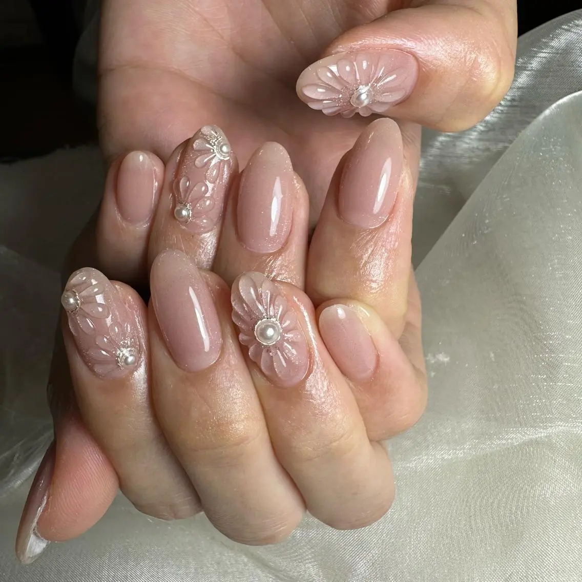 ネイル 里見 麗のネイルデザイン