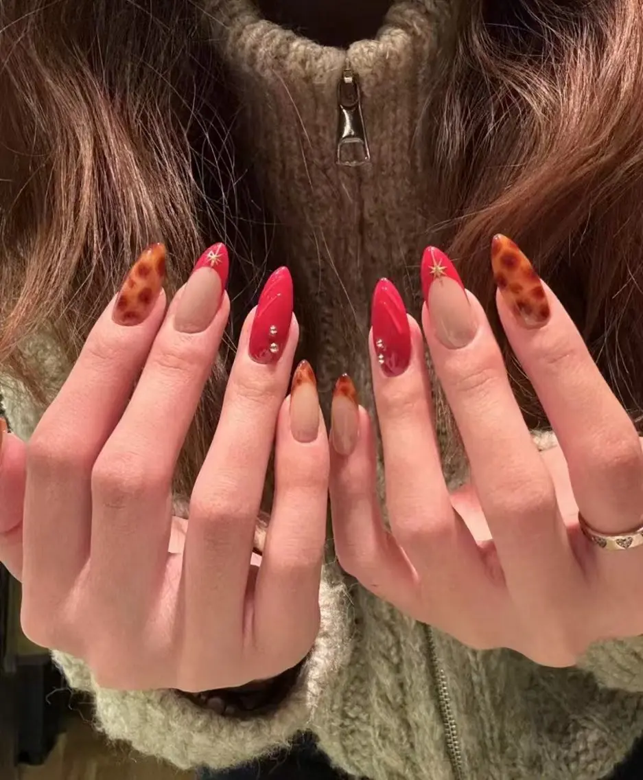 ロング めぐみのネイルサロン スタッフ練習のネイルデザイン