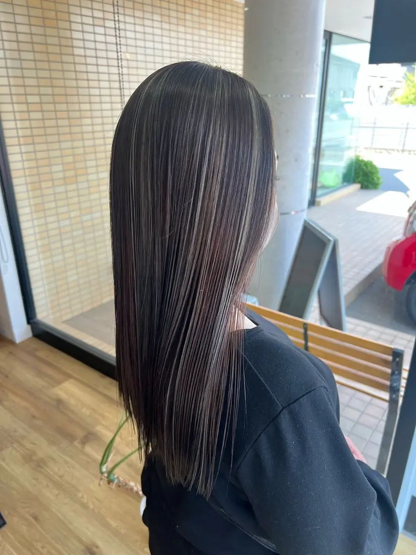 ロング カラー ハイライトカラー ハイライト ヘアカラー トリートメント 堀 望美のヘアスタイル
