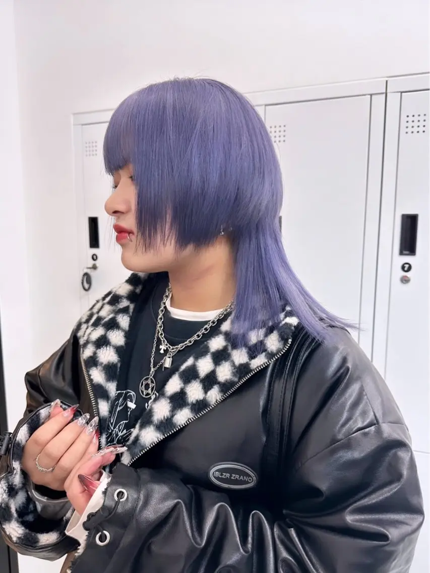 ミディアム カラー ヘアアレンジ TAKUMAブリーチ /切りっぱなし🪽のヘアスタイル