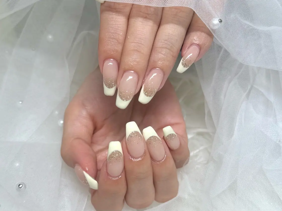 ネイル フラッシュネイル フレンチネイル 春ネイル ハンドネイル 🫧Rio🫧ネイル /渋谷🫧ワンホンのネイルデザイン