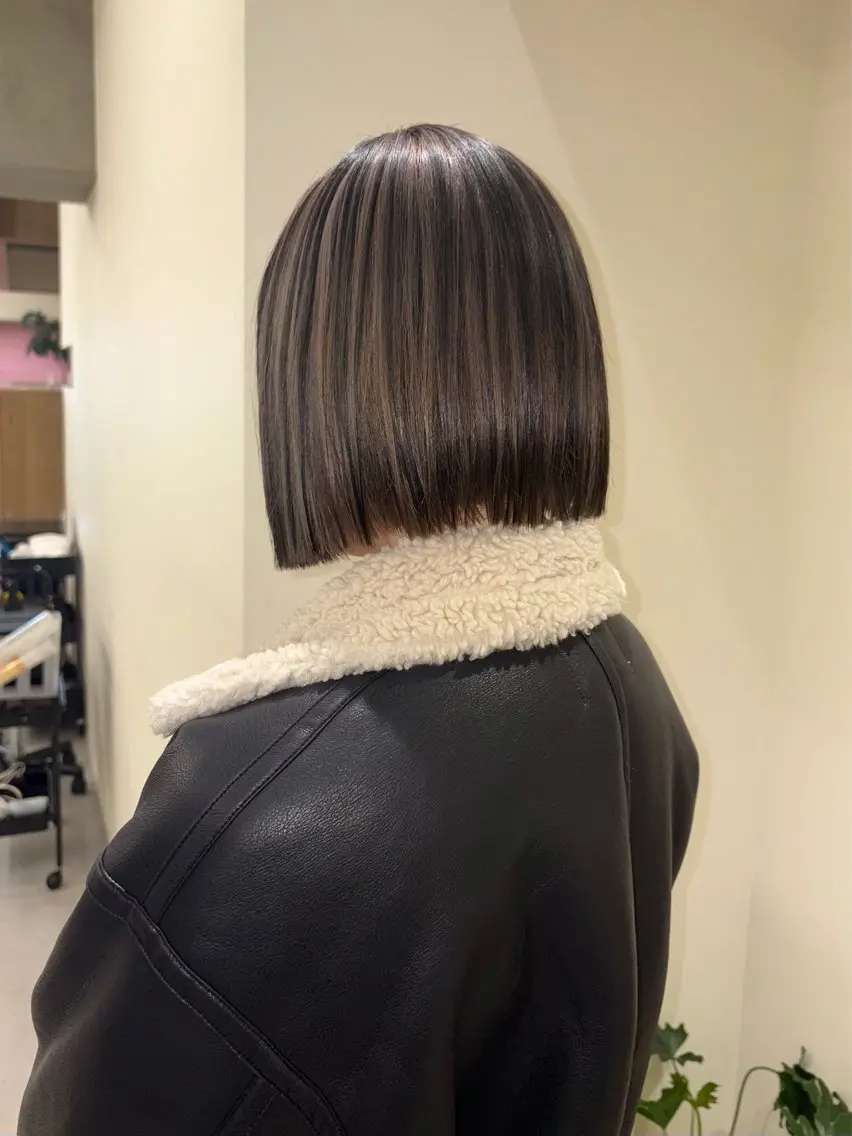 ミディアム カット ヘアカラー トリートメント natsuki /HUIのヘアスタイル