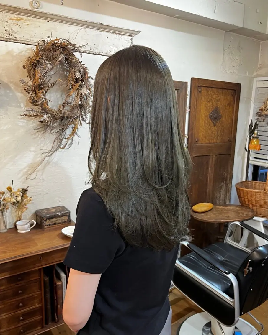 ロング カラー カット ヘアカラー 暗髪とオリーブ🌿 渡辺拓人のヘアスタイル
