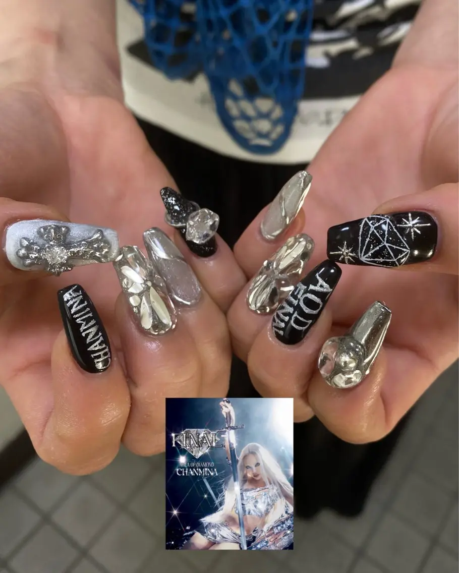 ネイル nano/きもかわ nail🐬🫧のネイルデザイン