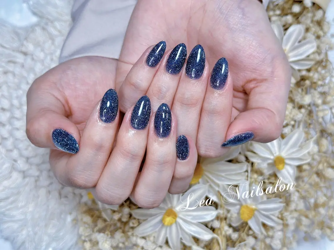 ミディアム カラー ネイル Le’a NailSalonのネイルデザイン