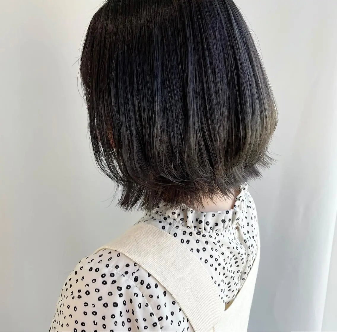 ショート カラー カット ヘアカラー トリートメント 山口 莉奈のヘアスタイル