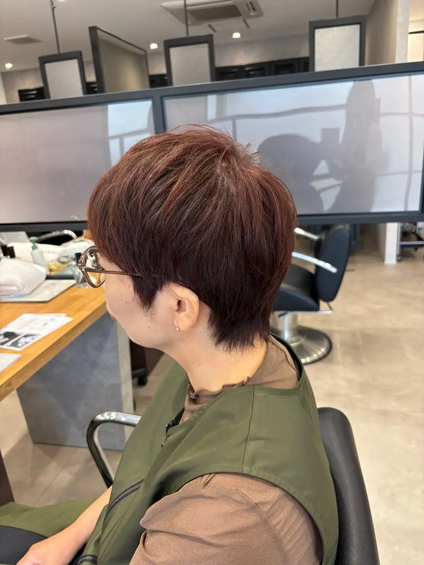 ショート カラー ショートヘア カット ヘアカラー 花城 沙也加のヘアスタイル