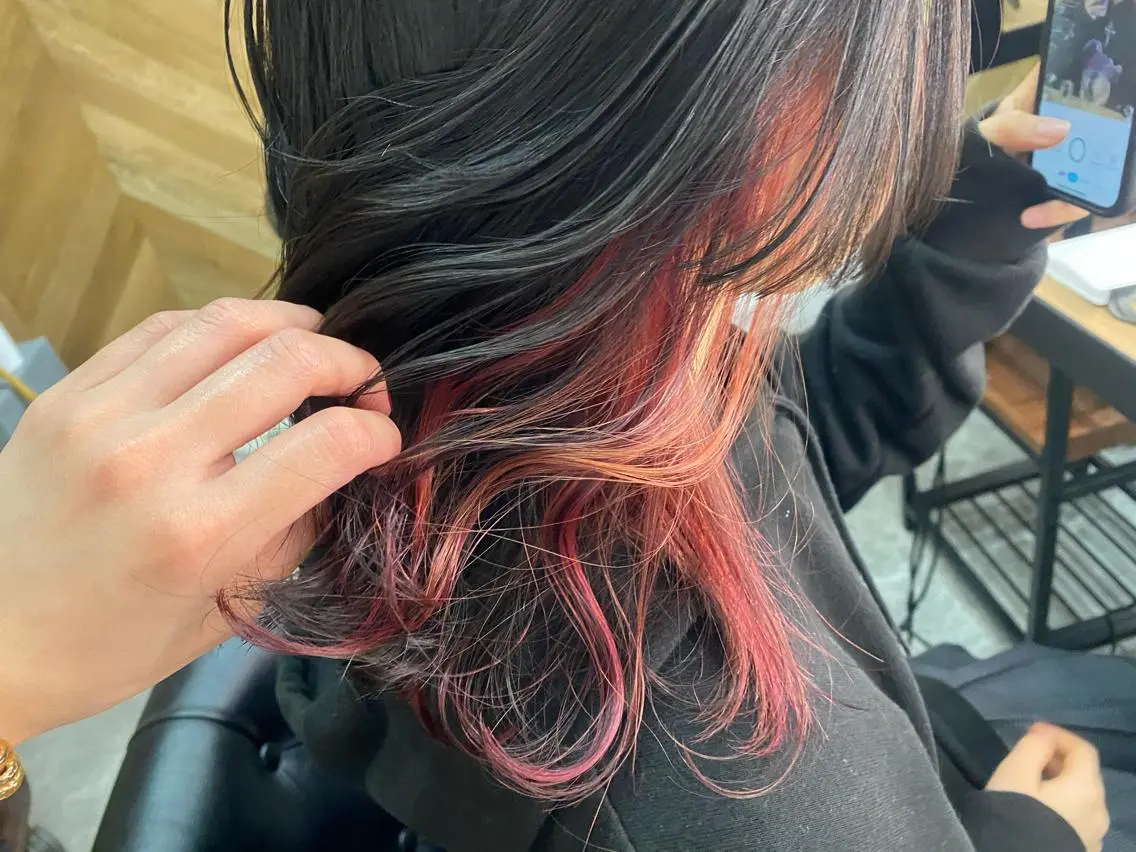 カラー ブリーチ ヘアカラー 柔らかカラー🥛 mayucoのヘアスタイル