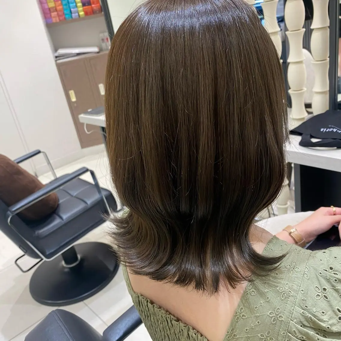 ミディアム カット ヘアカラー equal銀座 黒田💚のヘアスタイル