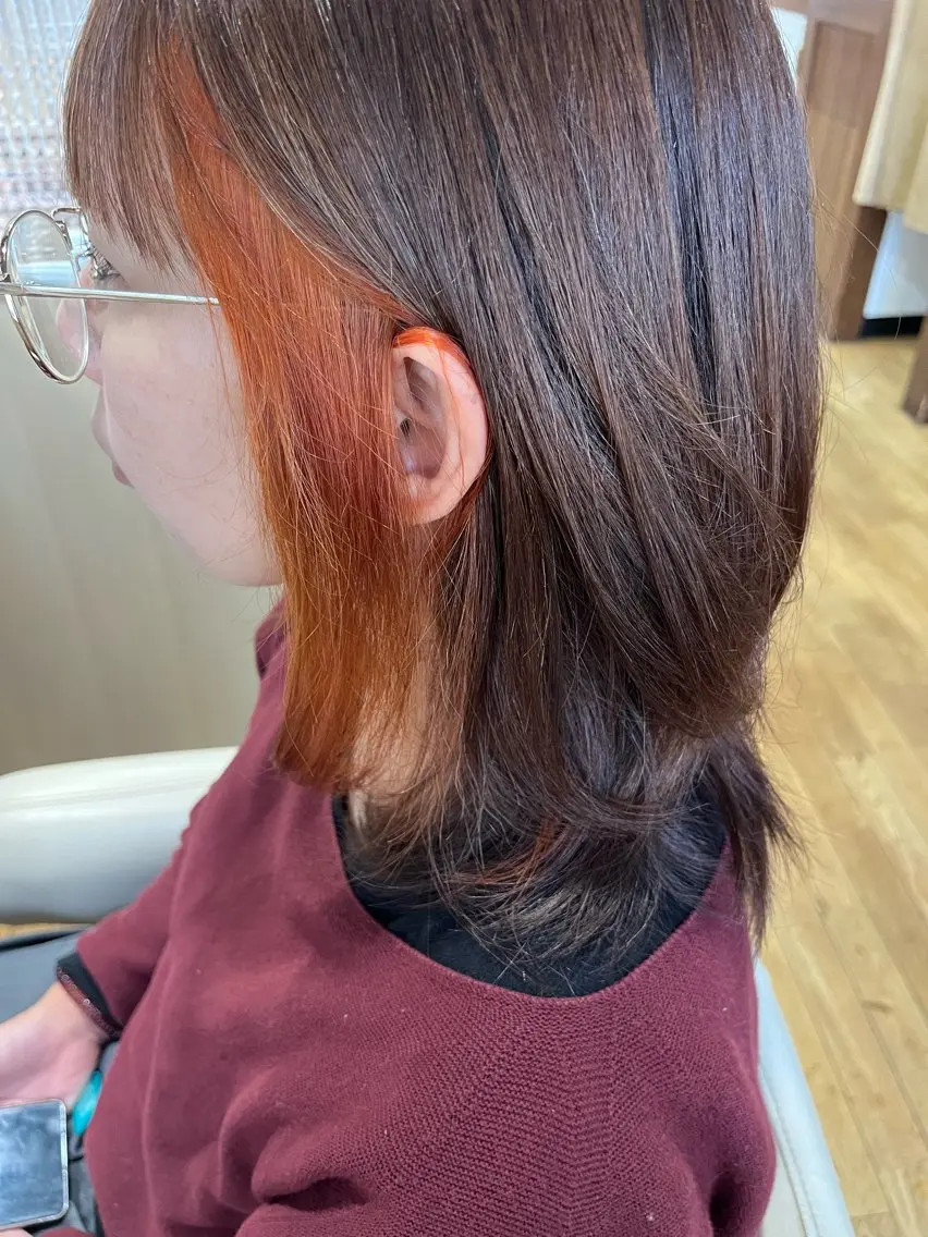 セミロング カラー 鈴木 結のヘアスタイル