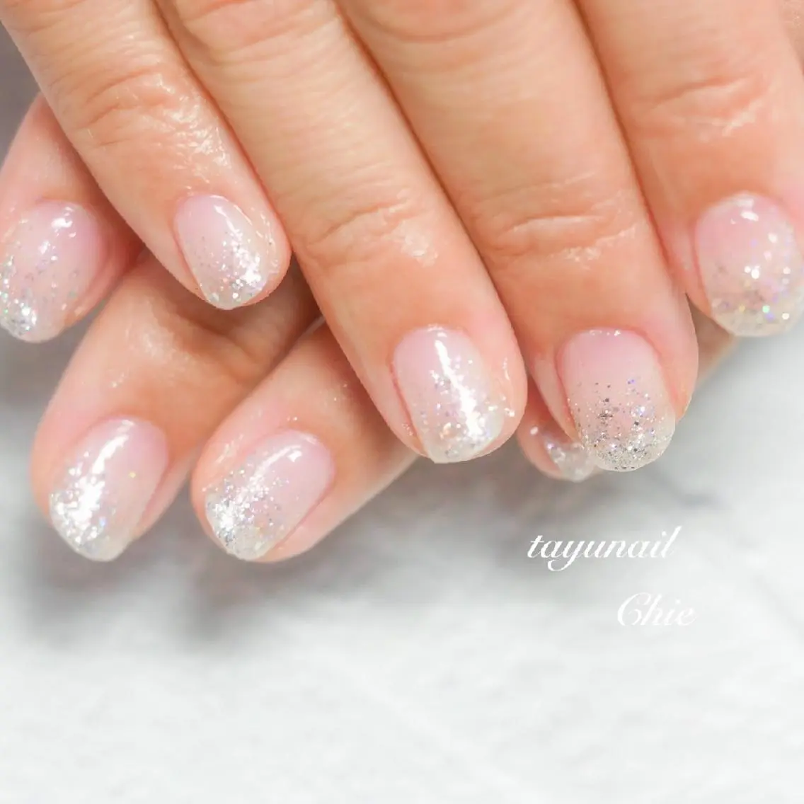 ネイル ブルー ジェルネイル グラデーション キラキラネイル ラメ(グリッター) ネイルサロン 【たゆnail】のネイルデザイン