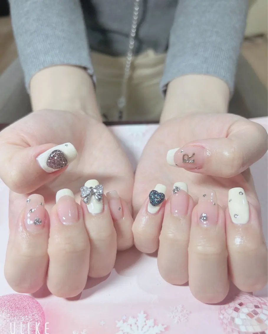 ネイル フレンチネイル ハンドネイル 吉野✨ ネイルデザイナー✨のネイルデザイン