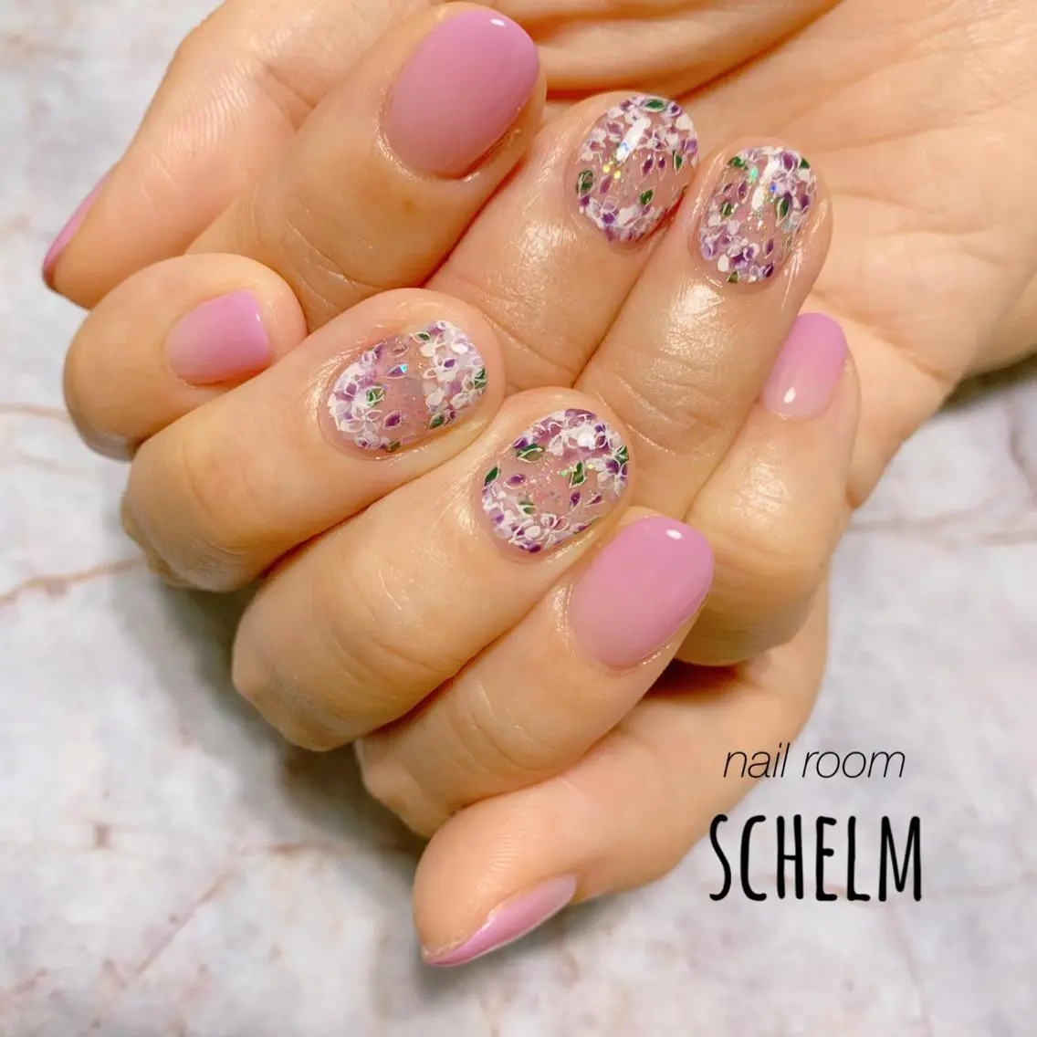 ネイル ハンドネイル nail room シュレムのネイルデザイン
