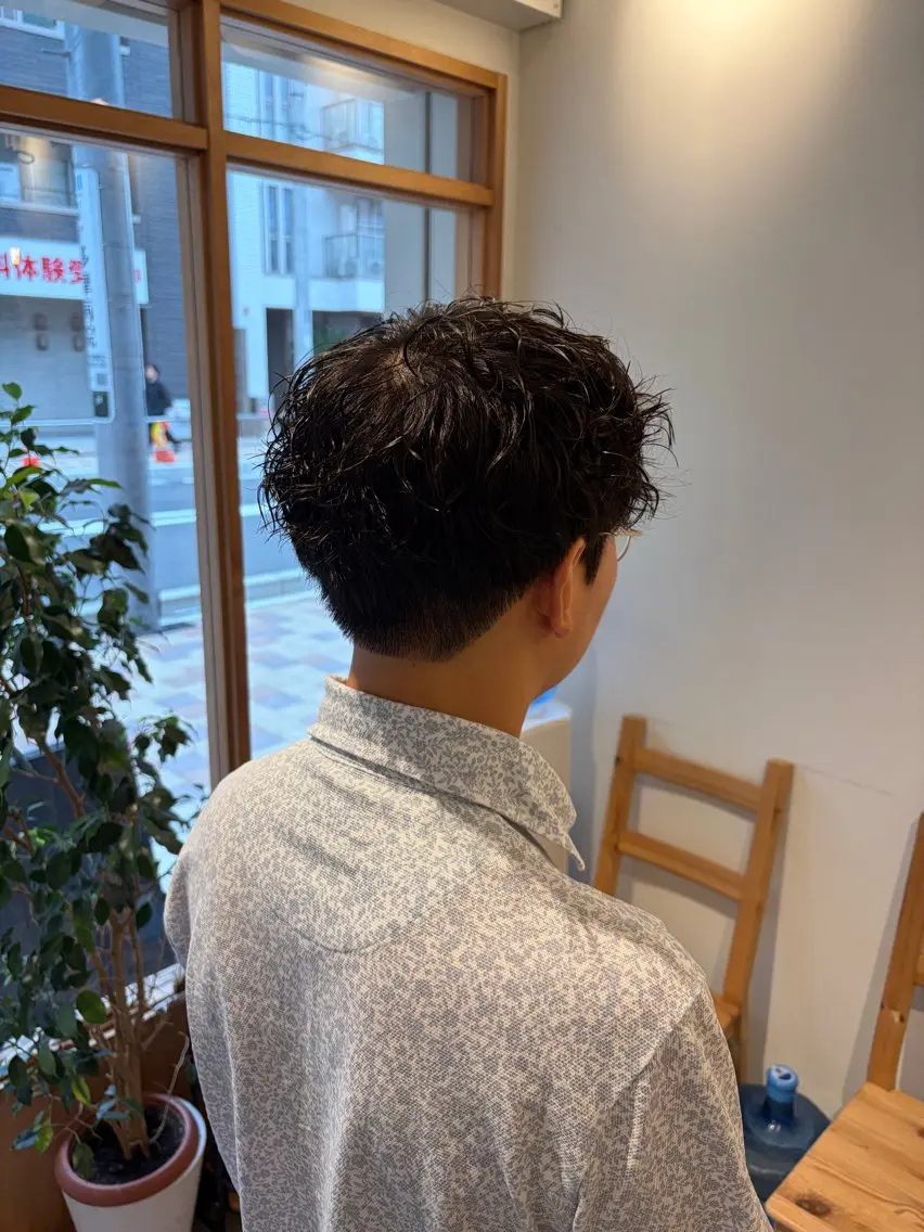 パーマ メンズ カット パーマ 荒井 茉凜のヘアスタイル