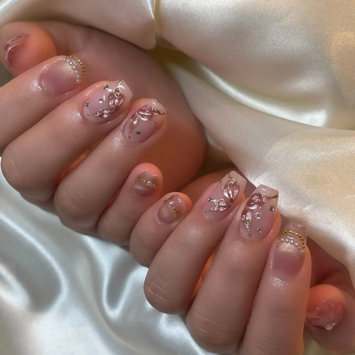 ネイル 久屋大通 elfin Moeのネイルデザイン