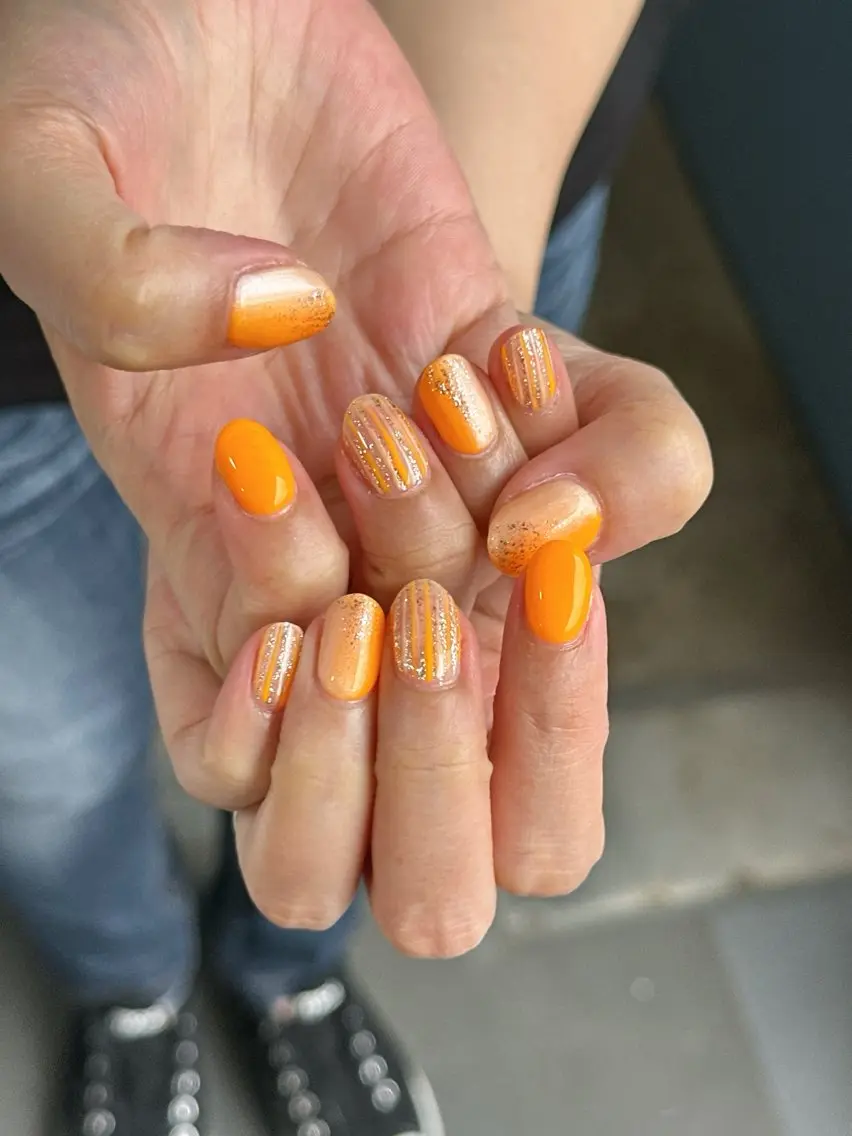 ネイル オーロラネイル フットネイル フレンチネイル ジェルネイル マグネットネイル kiki nail たまプラーザのネイルデザイン