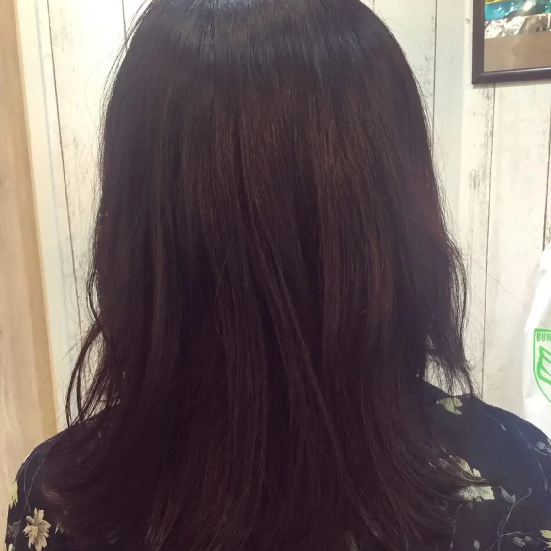 セミロング カラー embrace エンブレイスのヘアスタイル