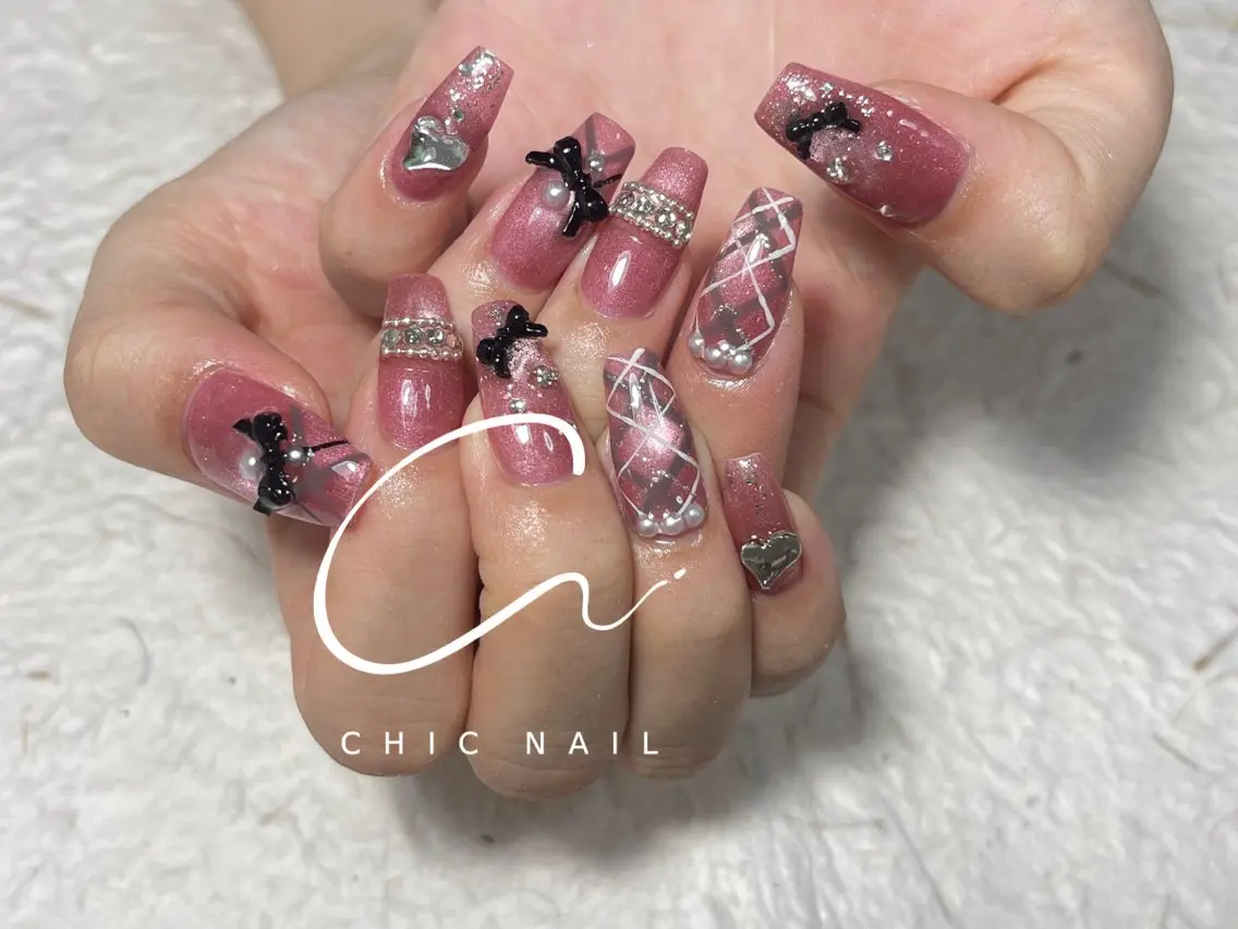 ネイル ハンドネイル CHIC NailSalonのネイルデザイン