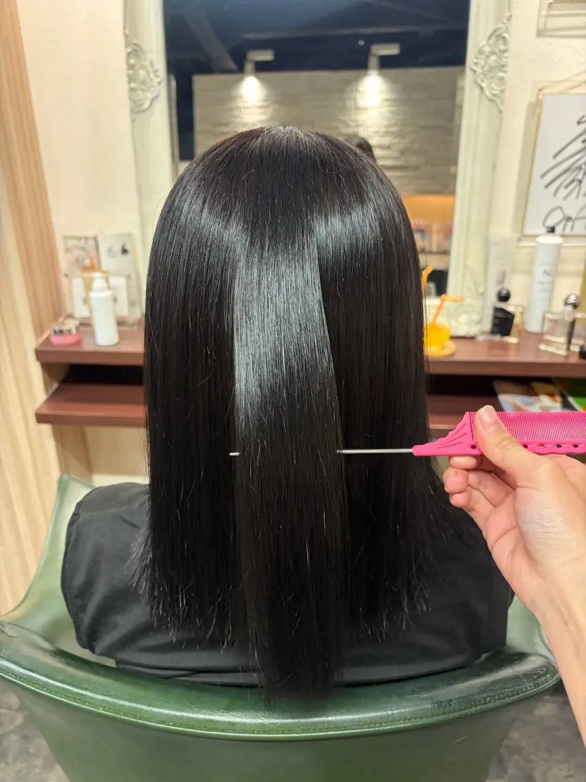 ミディアム カラー 黒髪 ナチュラルブラック トリートメント ヘアカラー 藤島 凜櫻のヘアスタイル