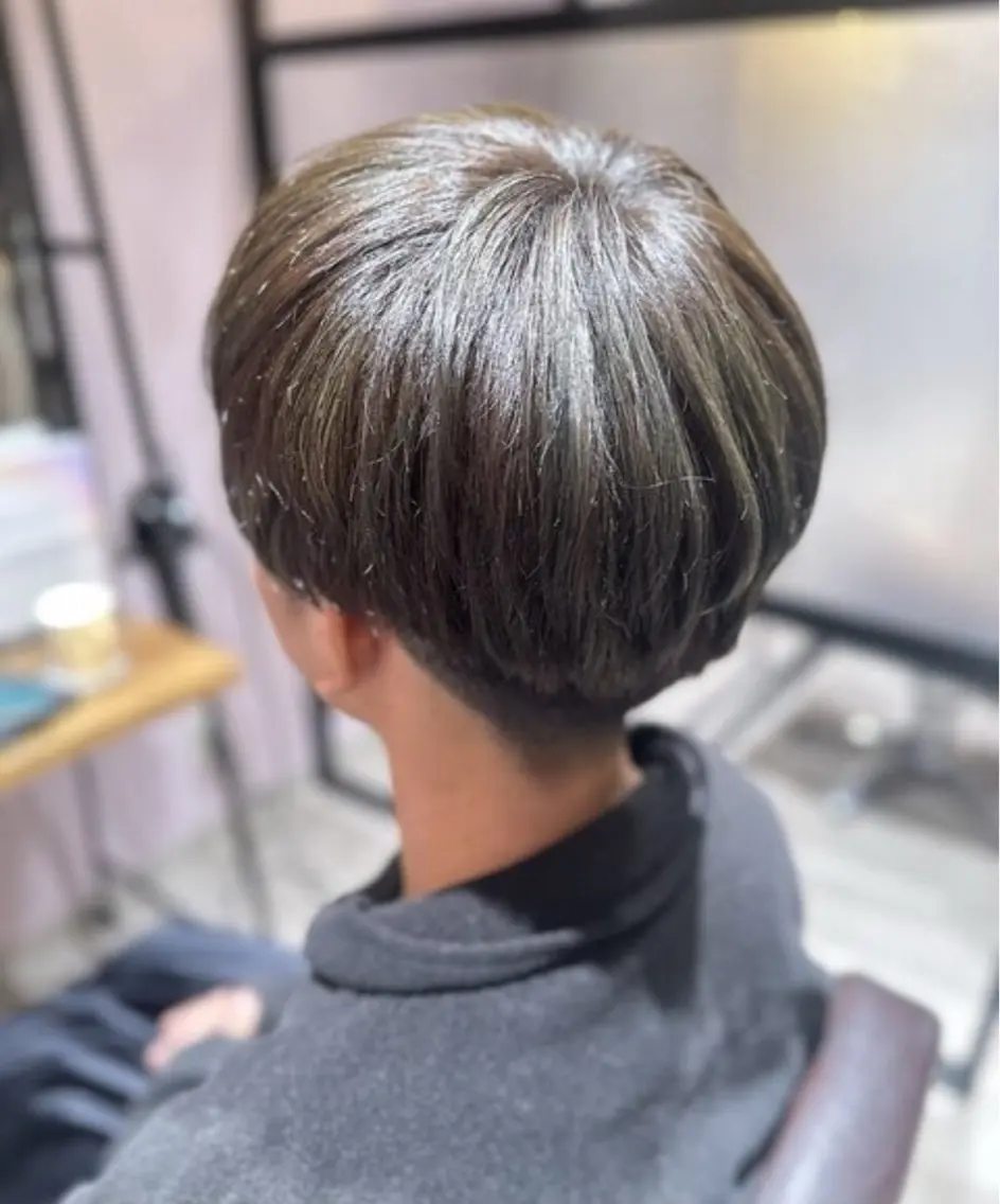 ショート 作野 潮織のヘアスタイル