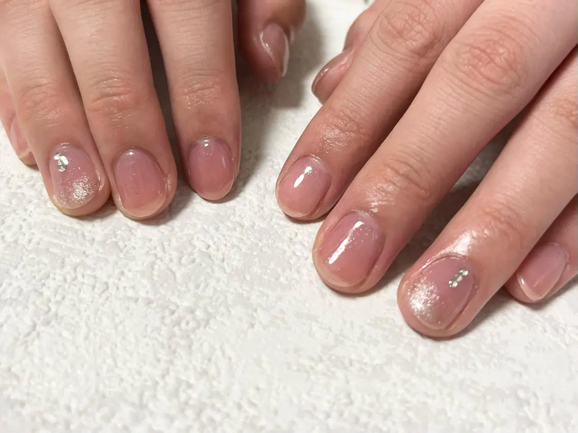 ネイル オーロラネイル フラワーネイル フットネイル フレンチネイル ジェルネイル mogunail &blowのネイルデザイン