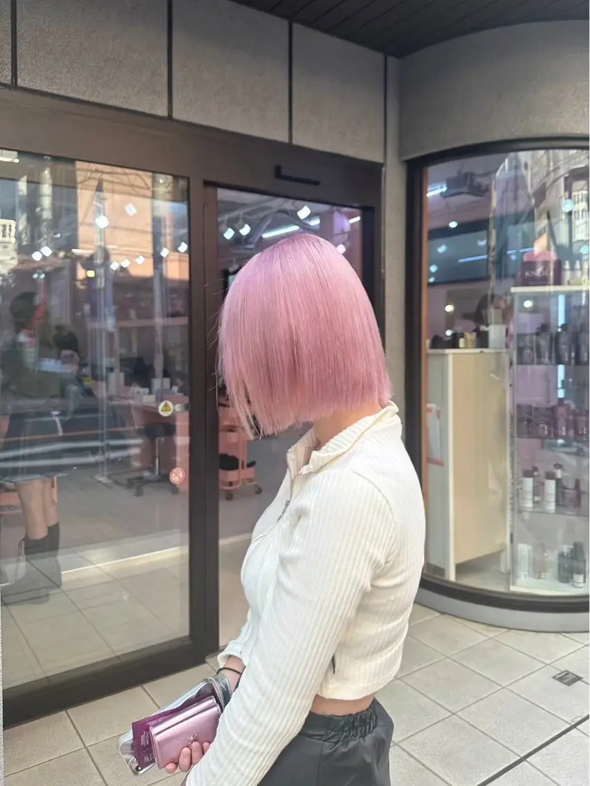 ショート カラー ハイトーン/ゆるふわ 🧚𖥔ׁTOMO♡のヘアスタイル