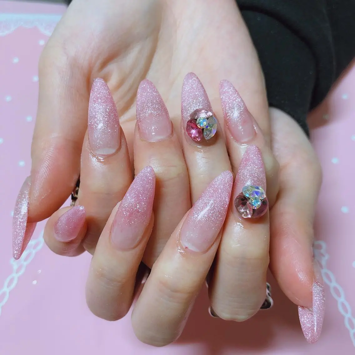 ミディアム ネイル ハンドネイル 《LB》ラブリエ Nail&eyeのマツエク・マツパデザイン