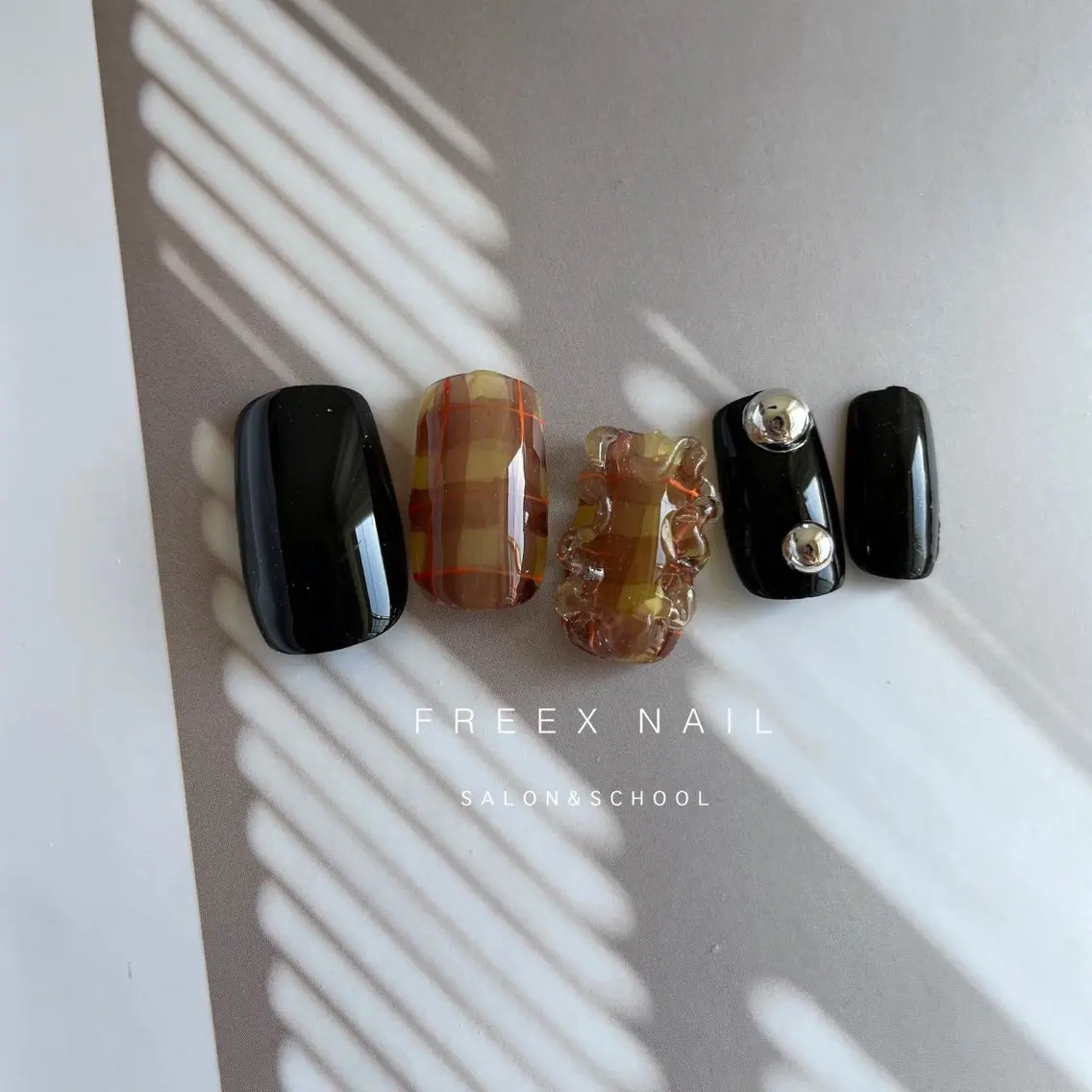 ネイル ハンドネイル ハンドケア freex nail /ニュアンス/個性派のネイルデザイン