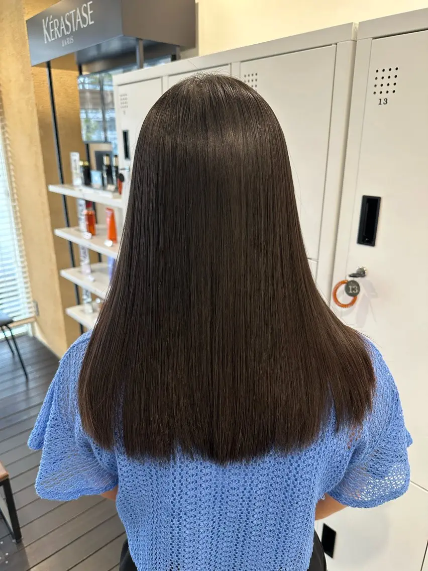 縮毛矯正モデルの写真