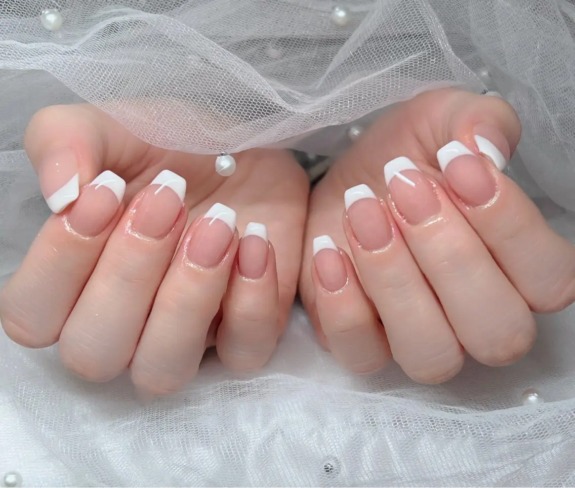 ネイル ハンドネイル 🎀PG🩵 ネイルサロンのネイルデザイン