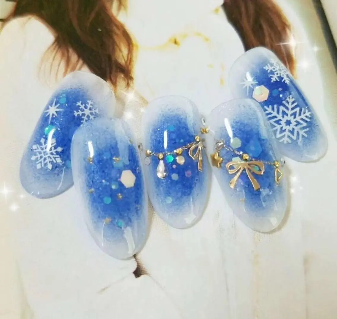 ネイル 冬ネイル 💅ネイル✨ プリンセスのネイルデザイン