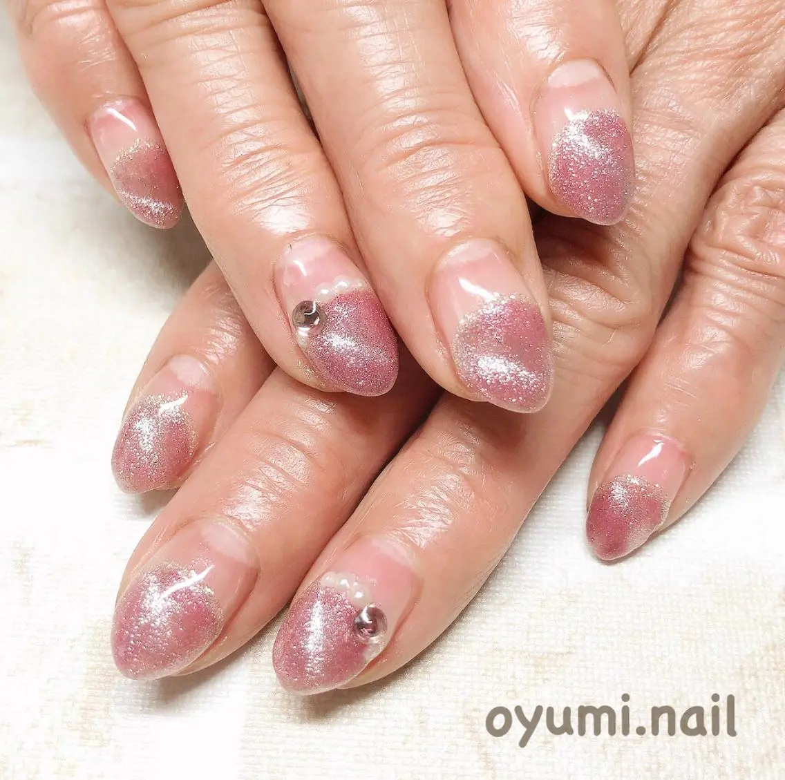 ネイル フレンチネイル ジェルネイル グラデーション マグネットネイル マグネットフレンチ takanashi yumiのネイルデザイン