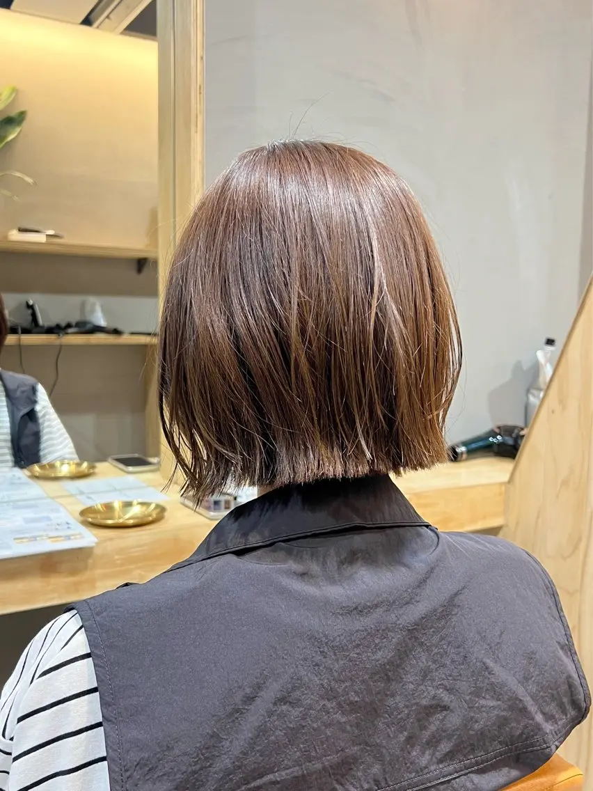 ショート カラー 切りっぱなしボブ ボブ 神戸ボブ✂️ ioe三宮/田 伸佳のヘアスタイル