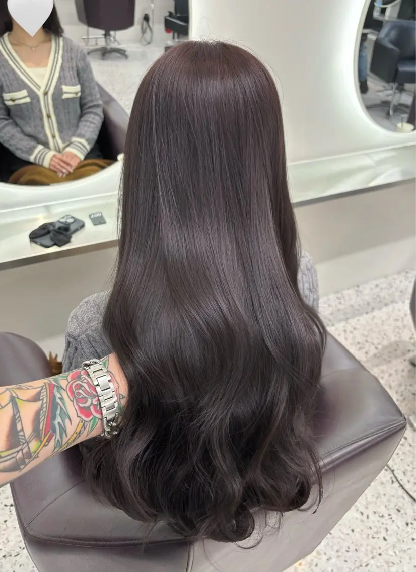 ロング カラー パーマ ヘアアレンジ グレージュ ラベンダーカラー カット ヘアカラー トリートメント ヘアセット 🌸グレージュ/ ベージュ🌸yutaのヘアスタイル