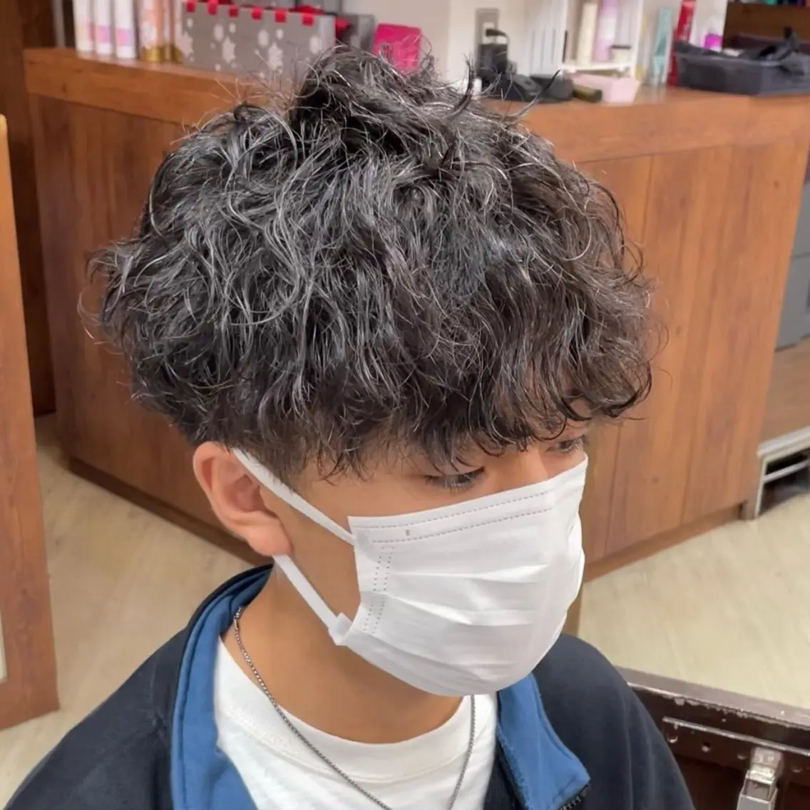パーマ メンズ マッシュ メンズパーマ 波巻きパーマ 筋野 稔貴のヘアスタイル