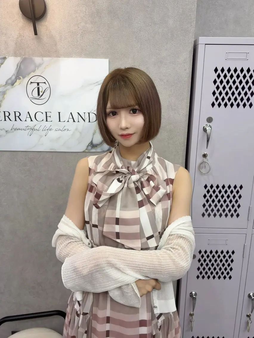ミディアム カラー 透明感カラー ダブルカラー 千葉船橋カラーモデル 悟空のヘアスタイル