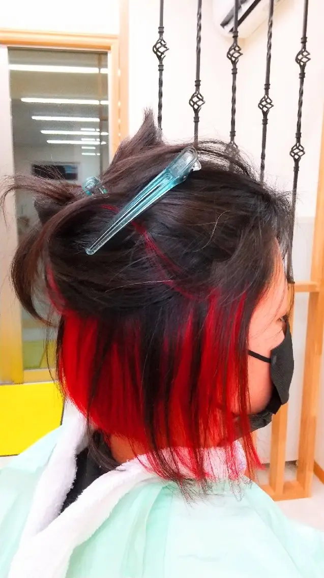 ショート カラー インナーカラー レッドカラー ヘアカラー トリートメント 小林暢🌟Orque 髪質改善サロン🌙のヘアスタイル