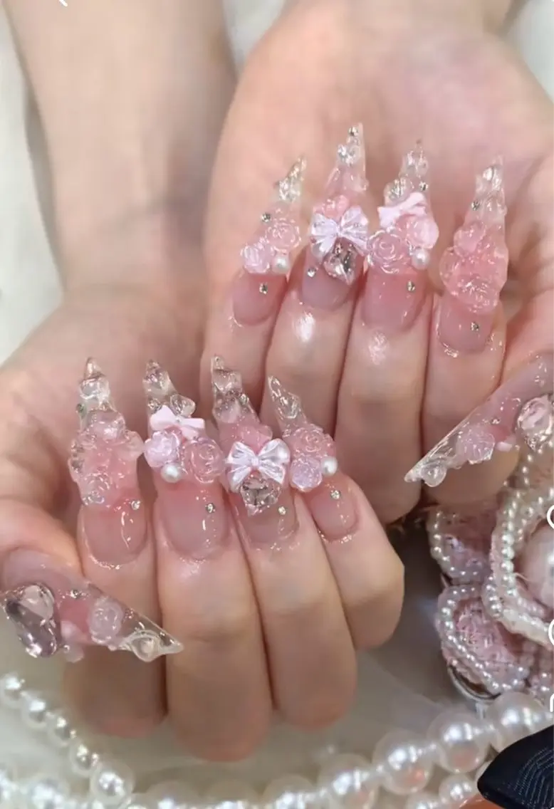 ネイル アートネイル クリアネイル 長さ出し フラッシュネイル キラキラネイル kana nailのネイルデザイン