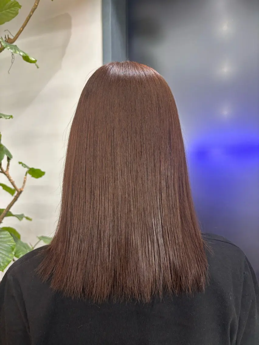 カラー ベージュカラー ブリーチ 透明感カラー ミルクティーベージュ ブリーチなしカラー 村田 彩音のヘアスタイル