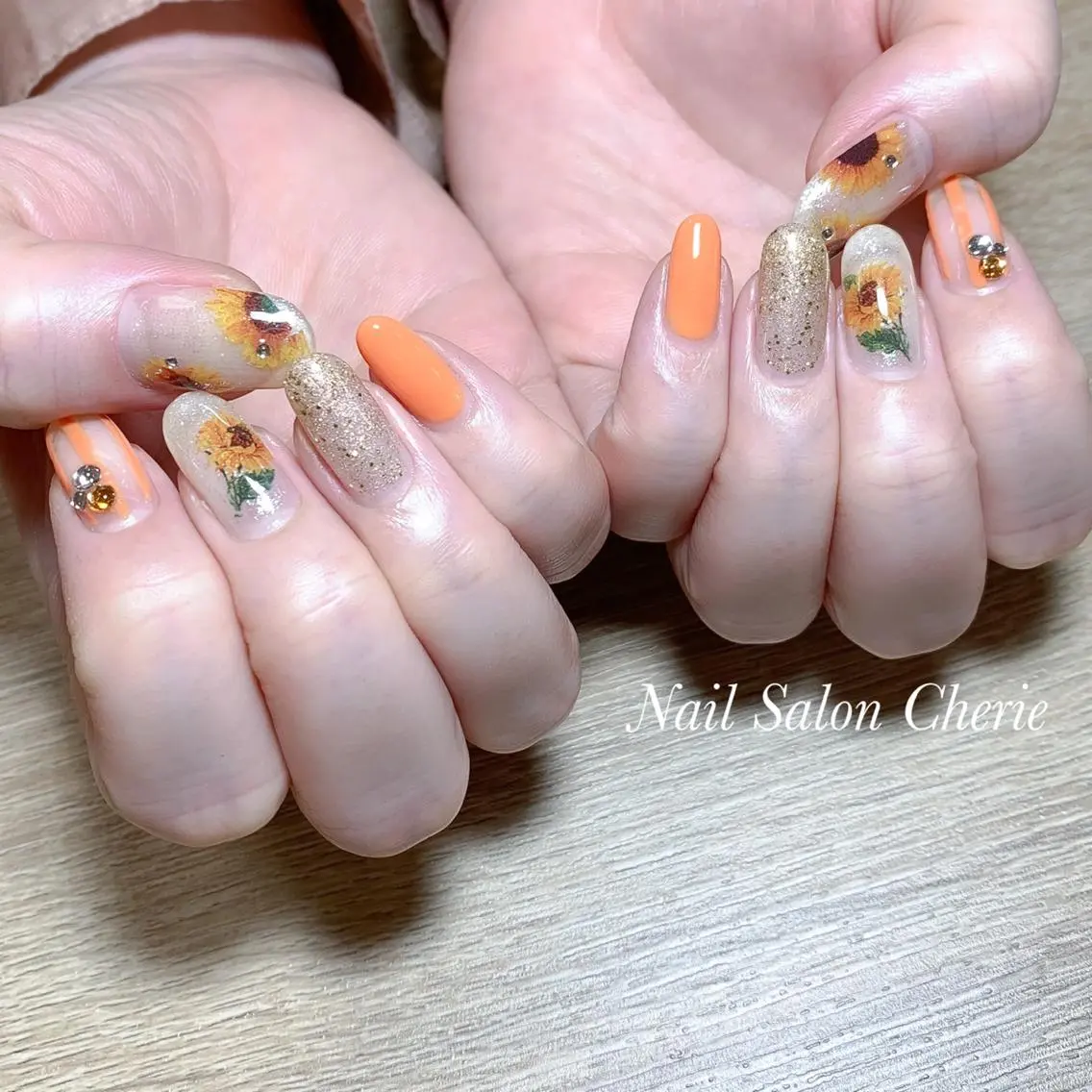 ネイル ハンドネイル Nailist Maiのネイルデザイン