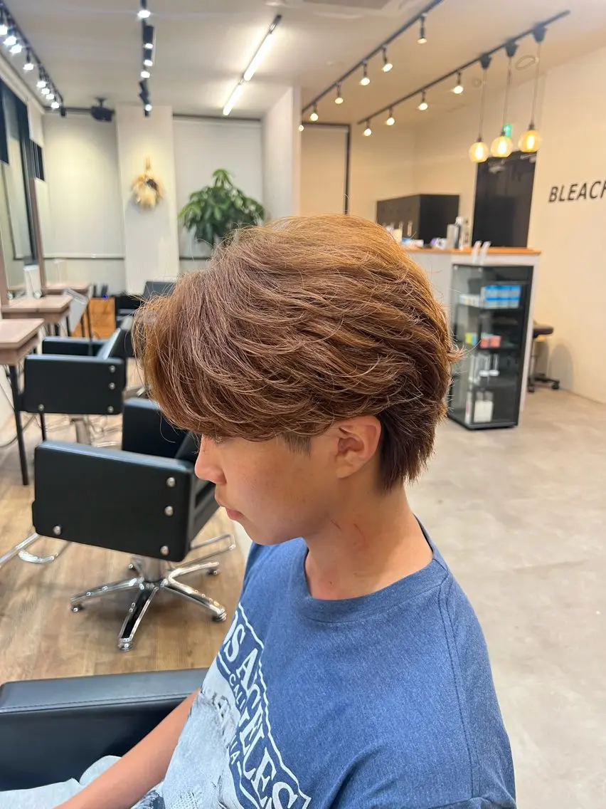 カラー パーマ メンズ フェザーパーマ メンズパーマ メンズ特化🪽 川島豪瑠のヘアスタイル