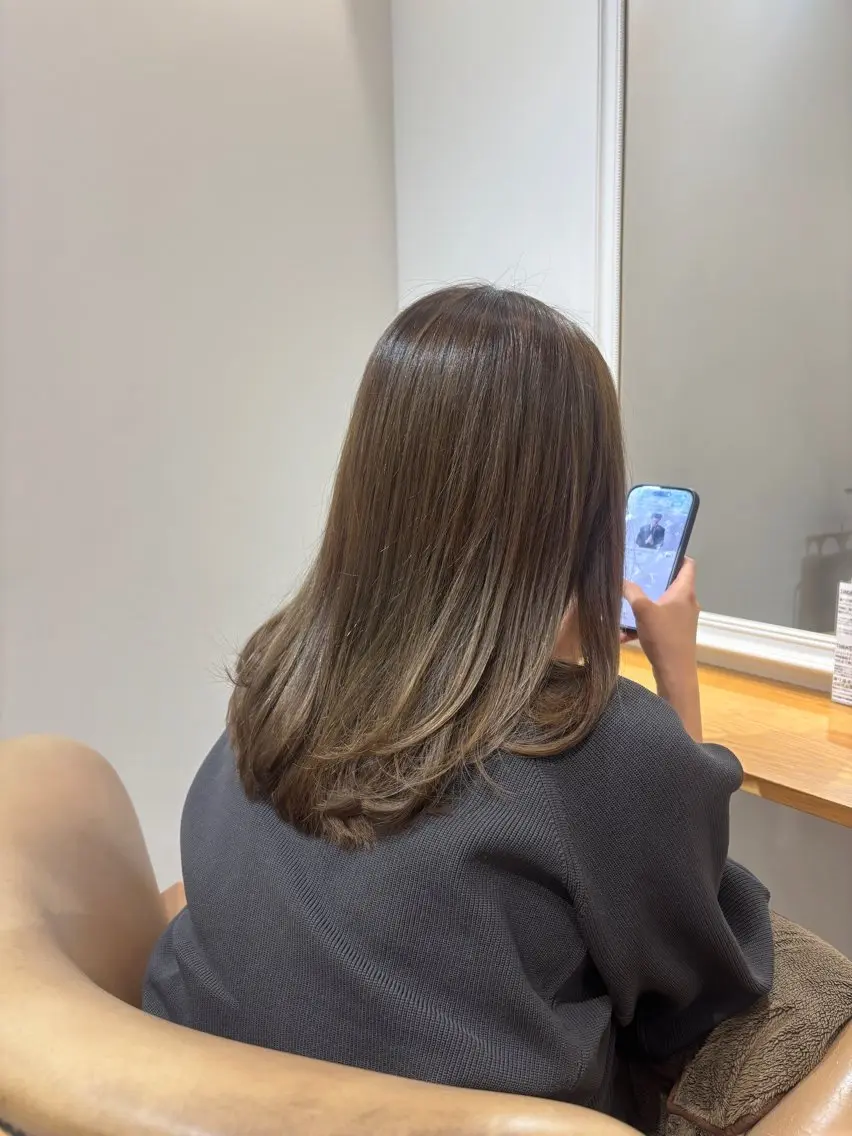 ミディアム 林 実果のヘアスタイル