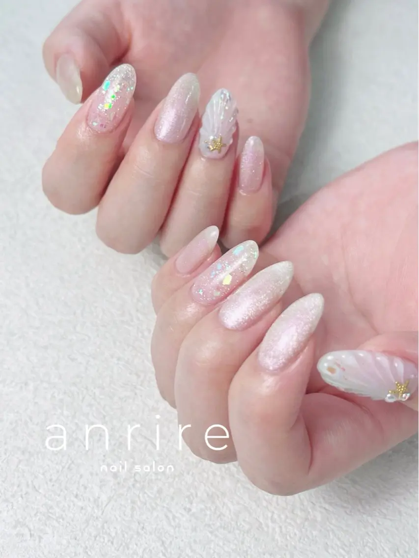 ネイル ブルー ジェルネイル キラキラネイル ラメ(グリッター) マグネットネイル ハンドネイル nailsalon anrireのネイルデザイン