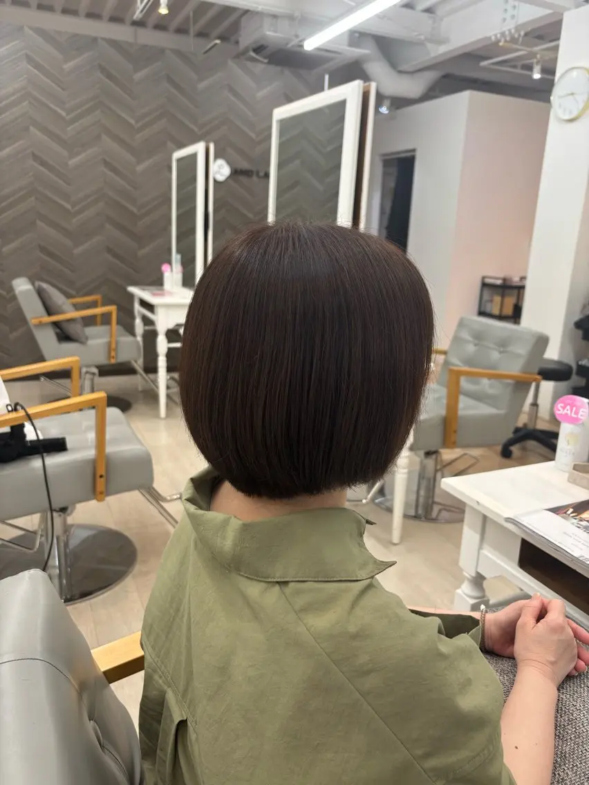 ミディアム ヘアカラー ワタセ ヒメカのヘアスタイル