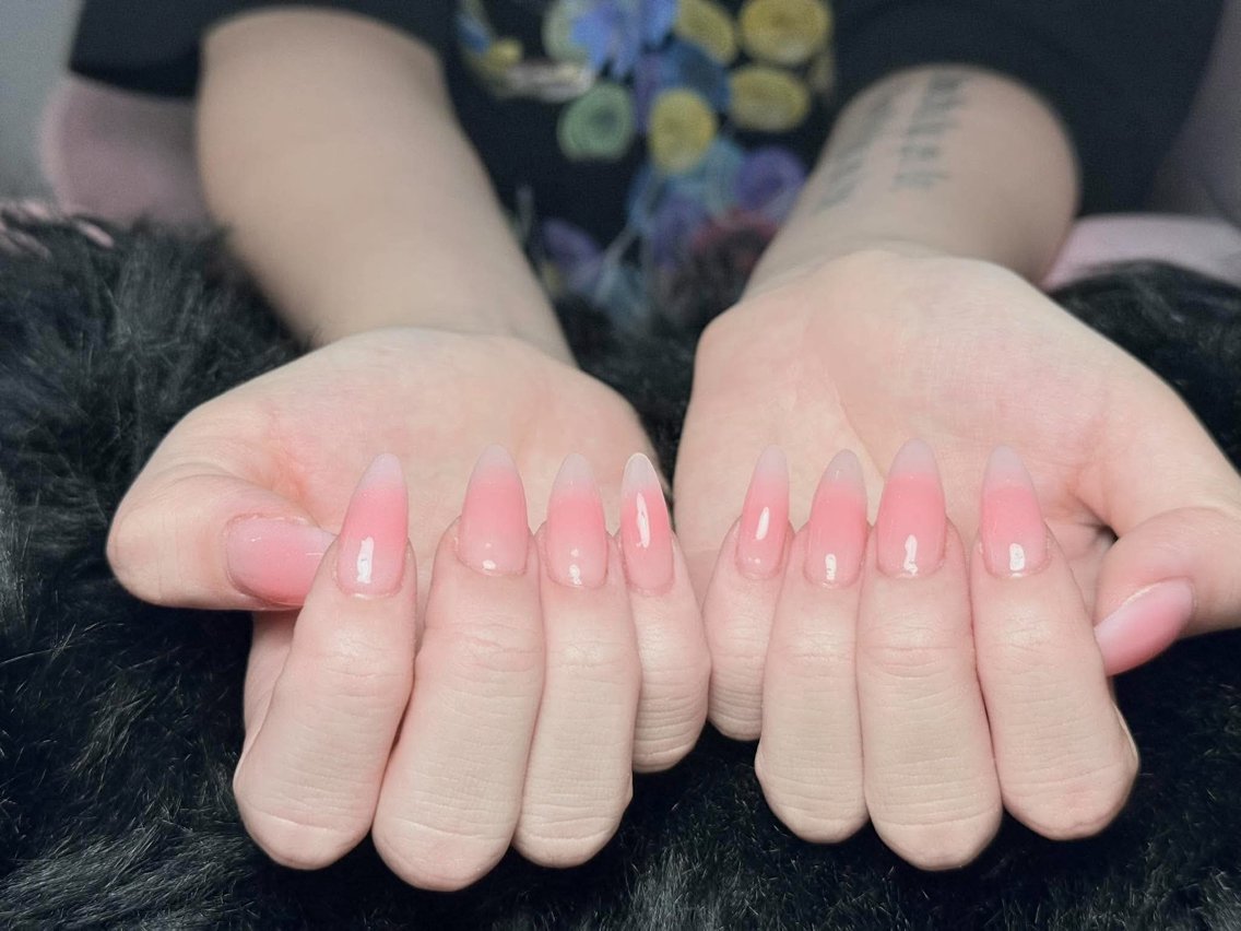 ネイル ブラウン 韓国ネイル マグネットネイル ニュアンスネイル オフィスネイル ハンドネイル Squen Nail shinjukuのネイルデザイン